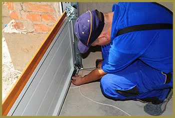 Security Garage Door Repair Service Milwaukee, WI 262-317-9113 - repairs-gr-33m